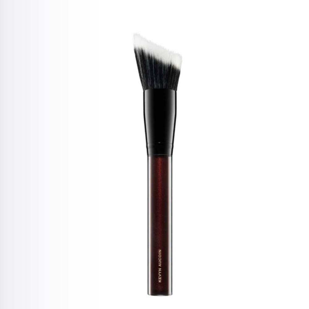 ✨NEW IN BOX KEVYN AUCOIN NEO POWDER BRUSH✨